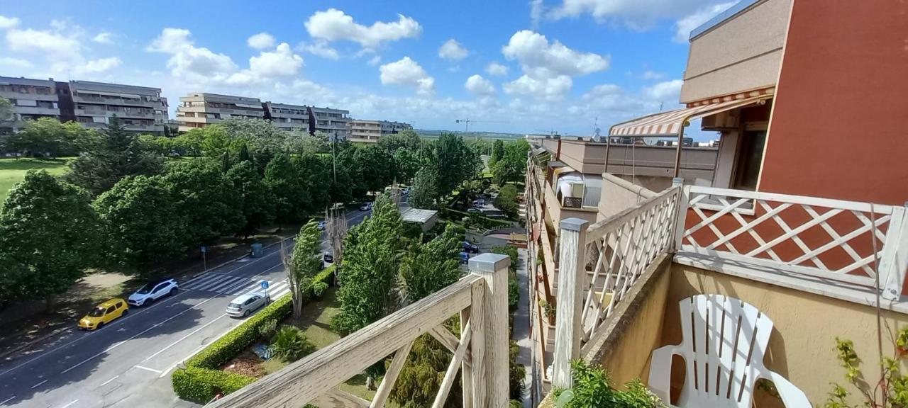 Alloggio Turistico A Via Modugno Vitinia 外观 照片